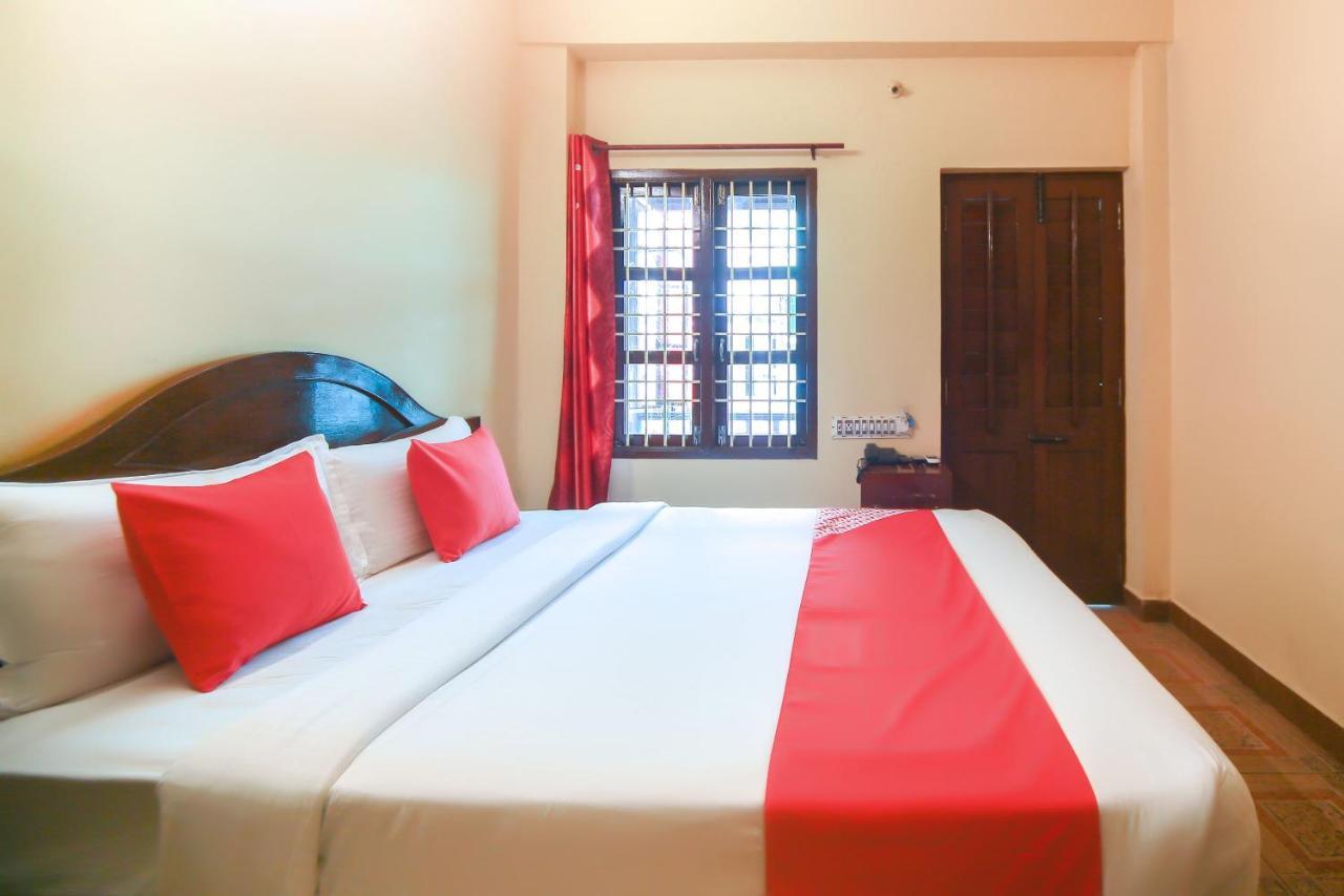 Oyo 23098 Ushama Heritage Guest House Pondicherry Bagian luar foto